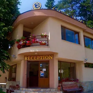 holiday-village-diplomat.sofiahotelsbg.com/