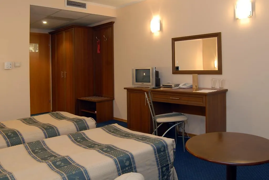 Hotel Luxor Burgas 3*,  Bulgaria
